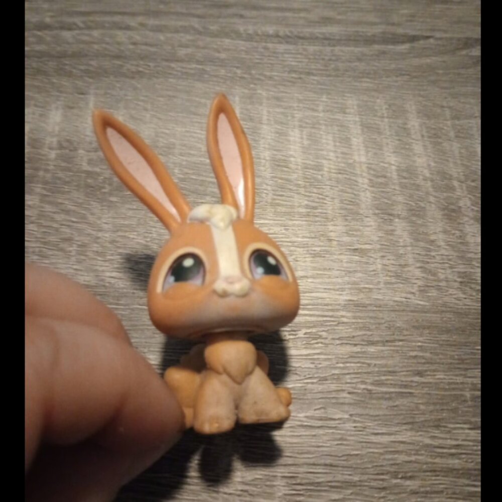 2006 Hasbro #28 Littlest Pet Shop Brown and White Rabbit with Standing Ears Toy